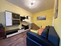 Недвижимость Двухкомнатная квартира в Центре: 1