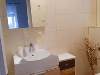 Недвижимость Двухкомнатная квартира в центре: 16