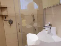 Недвижимость Двухкомнатная квартира в центре: 18