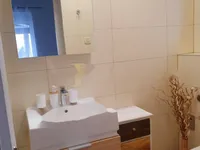 Недвижимость Двухкомнатная квартира в центре: 19