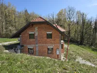 Недвижимость Дом, Окролице: 2