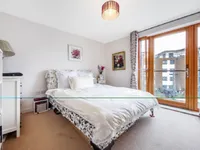 Недвижимость Harrow Road, College Park: 2