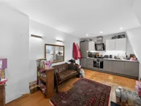 Недвижимость East Street: 17