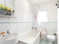 Недвижимость Coburg Dwellings, Hardinge Street: 4