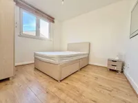 Недвижимость Walburgh Street: 3