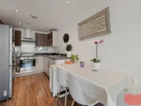 Недвижимость Church Road: 3