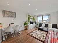 Недвижимость Church Road: 9