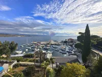 Недвижимость Трехкомнатная квартира в Центре: 3