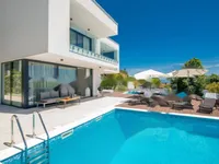 Недвижимость Новый дом 269 м² в Опатии: 19