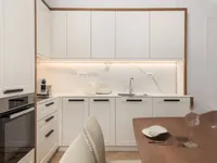 Недвижимость Трехкомнатная квартира, Центр: 11