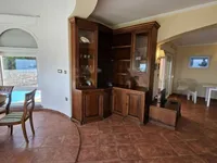 Недвижимость Четырехкомнатная квартира в Центре: 20