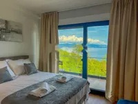 Недвижимость Семейный дом 400 м², Опатия: 16