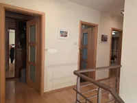 Недвижимость Четырехкомнатная квартира, Центр, Опатия: 21