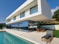 Недвижимость Семейный дом в Центре Опатии: 1