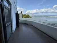 Недвижимость Трёхкомнатная квартира в центре: 3