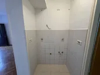 Недвижимость Трёхкомнатная квартира в центре: 11