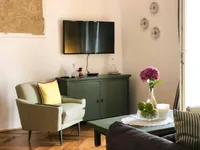 Недвижимость Четырехкомнатная квартира, Центр: 3