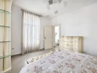 Недвижимость Трёхкомнатная квартира Центр: 14