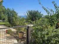 Недвижимость Четырехкомнатная квартира: 18