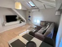 Недвижимость Двухкомнатная квартира, Центр: 1