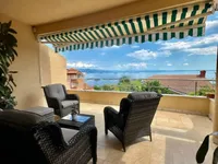 Недвижимость Трёхкомнатная квартира Центр: 15