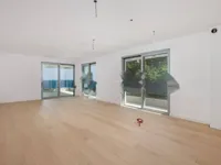 Недвижимость Трёхкомнатная квартира в центре: 2