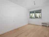 Недвижимость Трёхкомнатная квартира в центре: 9