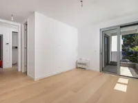 Недвижимость Трехкомнатная квартира в центре: 4