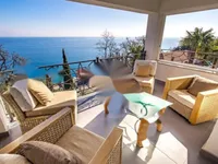 Недвижимость Четырехкомнатная квартира в Опатии: 1