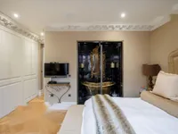 Недвижимость Empire House, North Terrace: 3