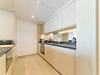 Недвижимость Legacy Building, Embassy Gardens, Nine Elms: 6