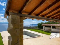 Недвижимость Семейный дом 500 м², Запад, Опатия: 21