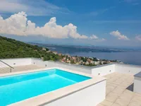 Недвижимость Трёхкомнатная квартира Центр: 5