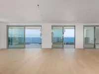 Недвижимость Трёхкомнатная квартира Центр: 13