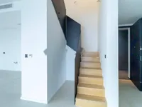 Недвижимость Трехкомнатная квартира Центр: 14