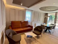 Недвижимость Трехкомнатная квартира в центре Опатии: 3