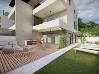 Недвижимость Четырехкомнатная квартира в центре: 4