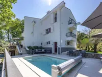 Недвижимость Семейная вилла, Запад Опатия: 36