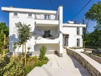 Недвижимость Семейная вилла, Запад Опатия: 77