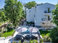 Недвижимость Семейная вилла, Запад Опатия: 82