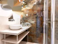 Недвижимость Четырехкомнатная квартира, Опатия: 24