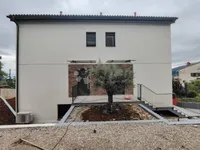 Недвижимость Четырехкомнатная квартира: 8