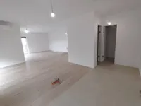 Недвижимость Четырехкомнатная квартира: 22