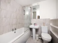 Недвижимость Britten Close: 5