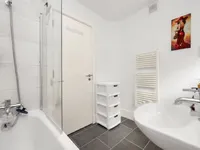 Недвижимость Henriques Street: 23