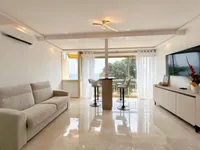 Недвижимость Apartment Croix des Gardes: 1