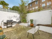 Недвижимость Flood Street: 4