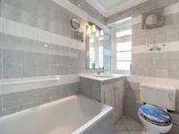 Недвижимость Shoot Up Hill, West Hampstead: 2