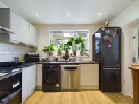 Недвижимость Coles Green Road: 9