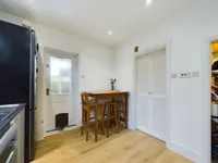 Недвижимость Coles Green Road: 27